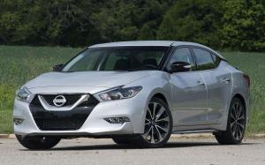 Nissan Maxima SR